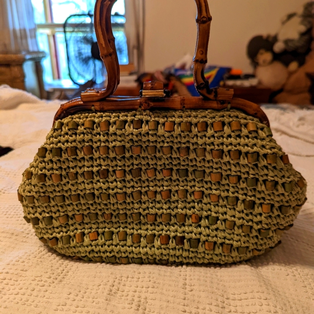 Vintage Jaymode (made in Japan) green straw purse